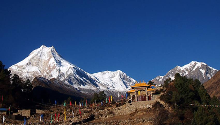 Manaslu Circuit Trek