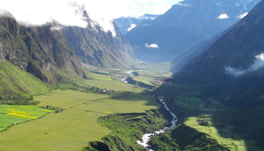 Manaslu Tsum Valley Trek